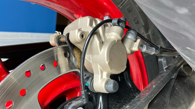 BMW G310 R 